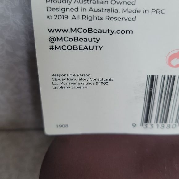 MCoBeauty Ultra Curl 4 in 1 Mascara - Picture 6 of 6